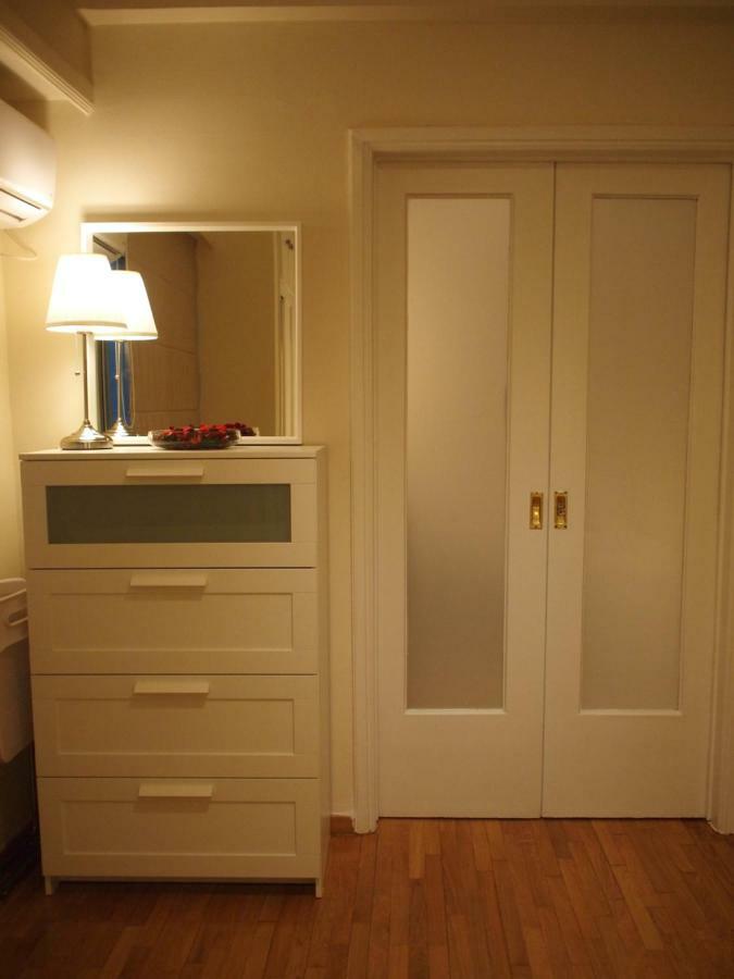 Ferienwohnung Cosy Flat Posh Quartier Kolonaki Athen Exterior foto