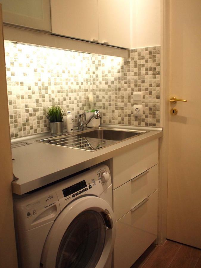 Ferienwohnung Cosy Flat Posh Quartier Kolonaki Athen Exterior foto